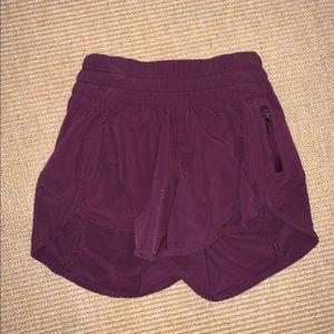 LULU Lemon tracker shorts
